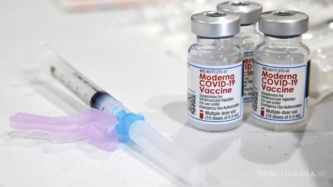 Vacuna contra el COVID-19 de Moderna es efectividad un 96 % en adolescentes