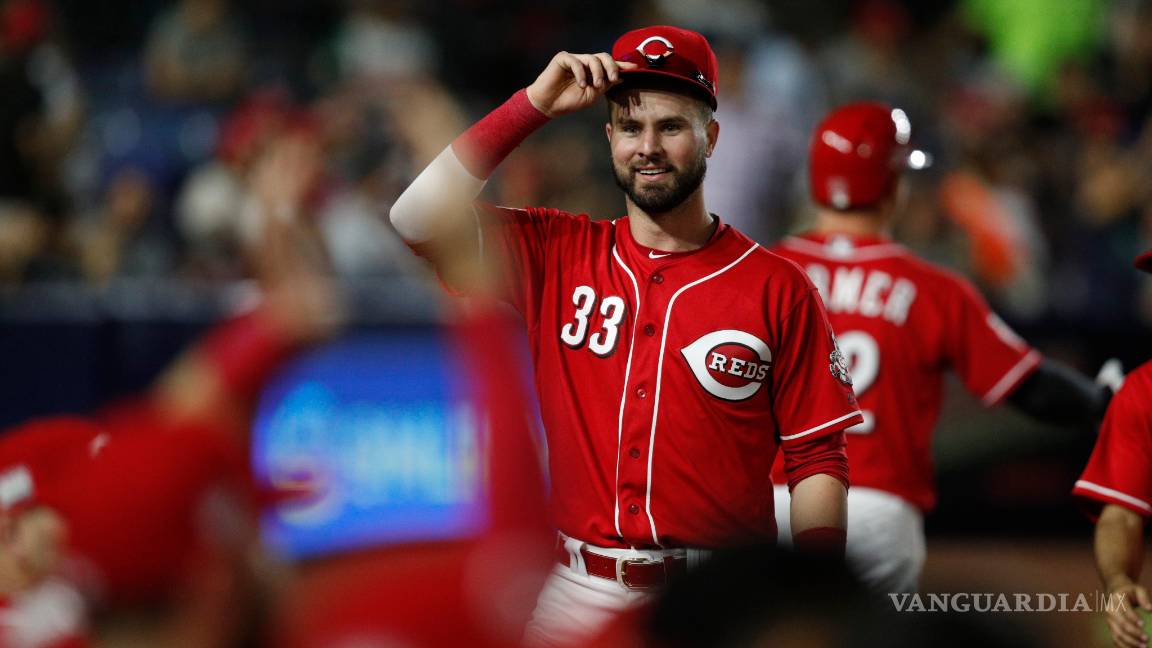 $!Los Rojos vencen a los Cardenales en el regreso de las Grandes Ligas en el Estadio Monterrey