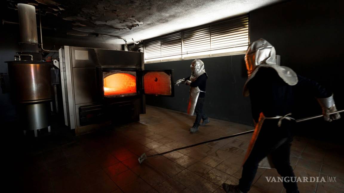 $!En México, cementerios ven la luz al final del túnel de la pandemia