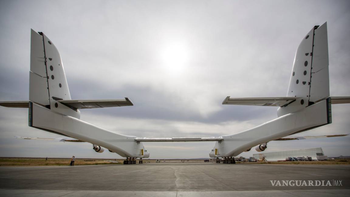 $!Stratolaunch, el avión más grande el mundo que volará por primera vez en 2019