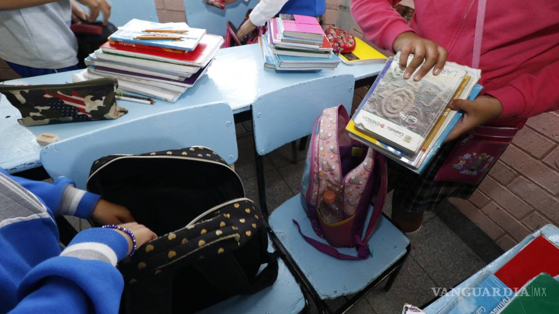 $!Caótico inicio del operativo Mochila Segura en escuelas de Coahuila