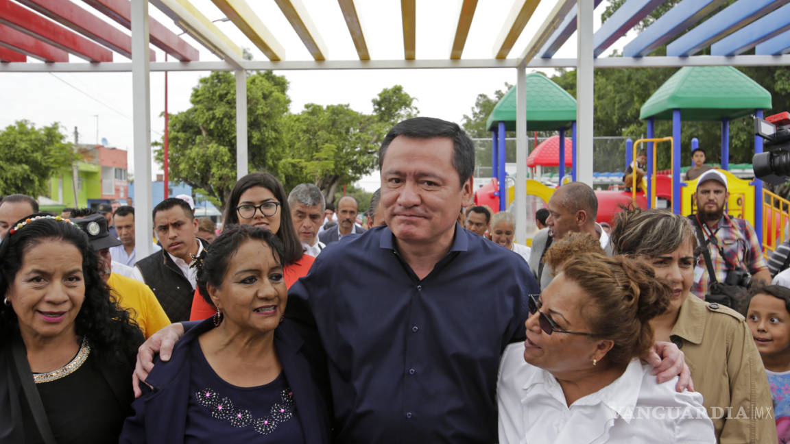 Osorio Chong se disculpa por comparar a las mujeres con huracán