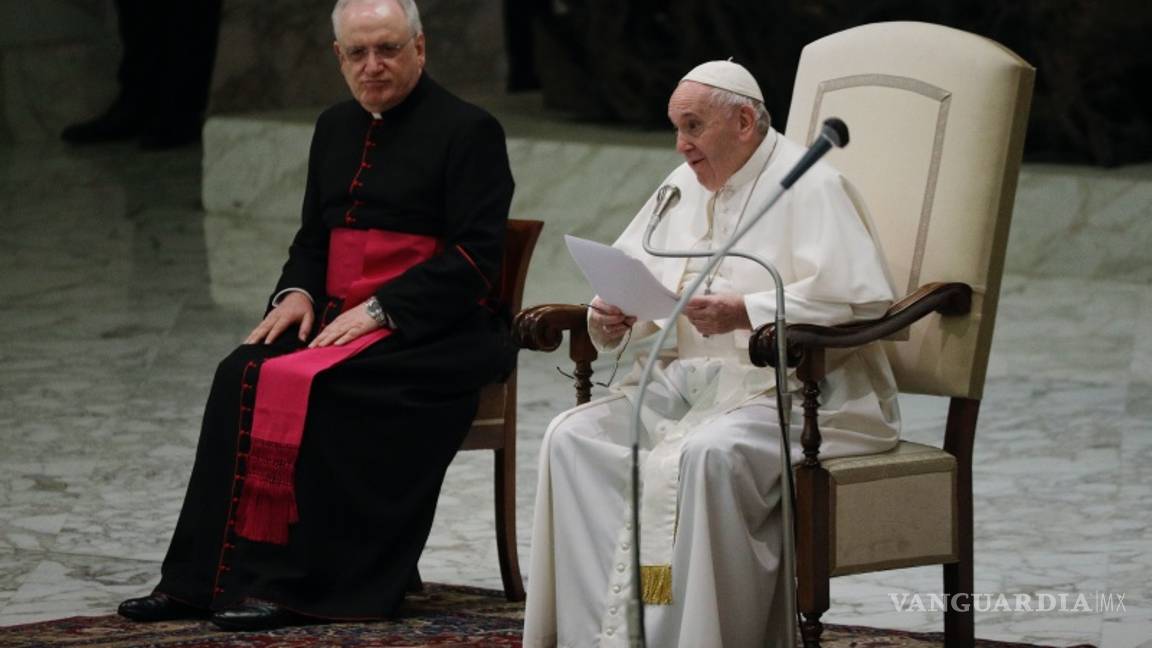 $!Critican al papa Francisco reanudar las audiencias sin usar cubrebocas
