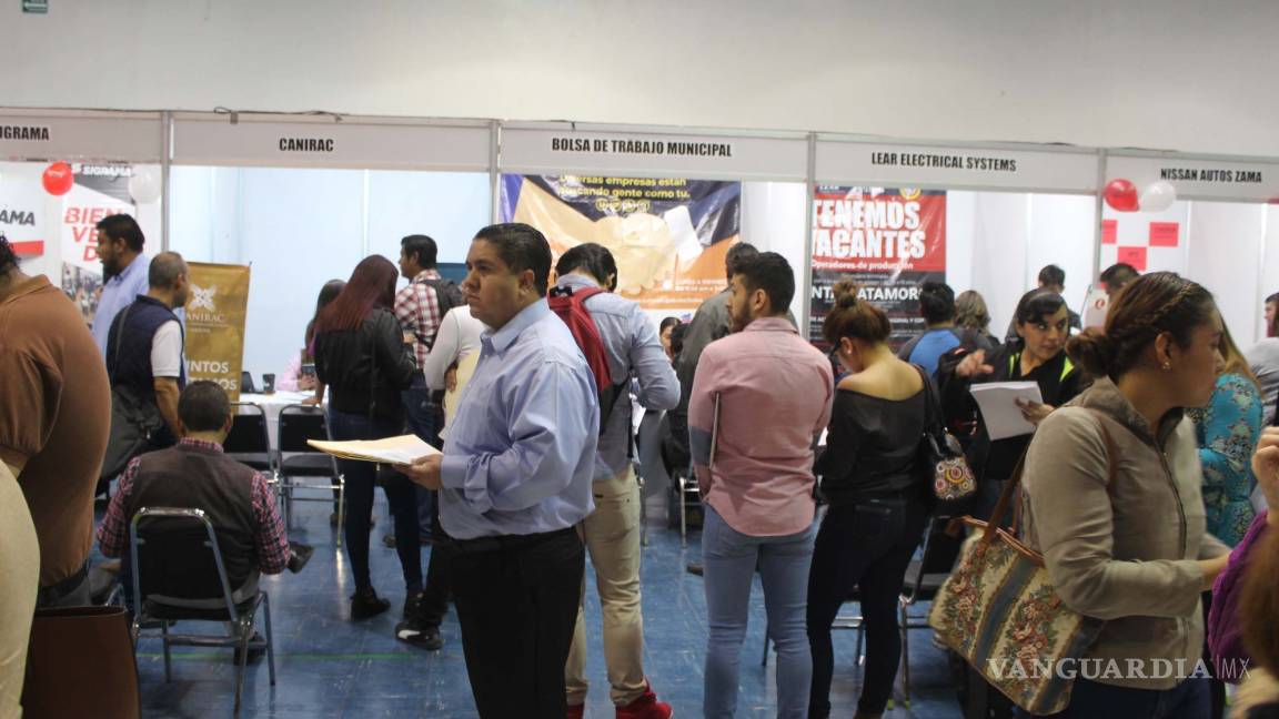$!Ofrecen 2 mil vacantes en Feria del Empleo en Torreón; buscan aumentar salarios