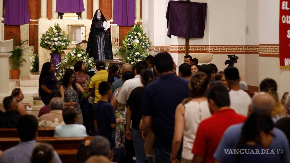 $!La procesión del silencio se apodera de Viesca