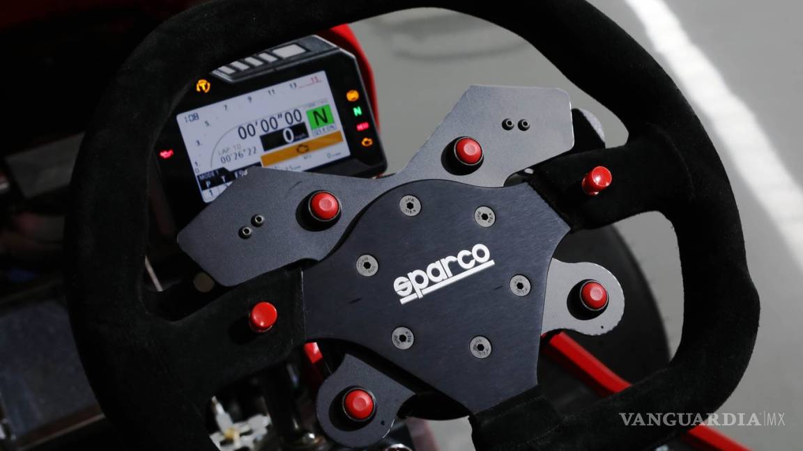 $!Mean Mower V2, increíble podadora Honda que llega a los 240 km/h