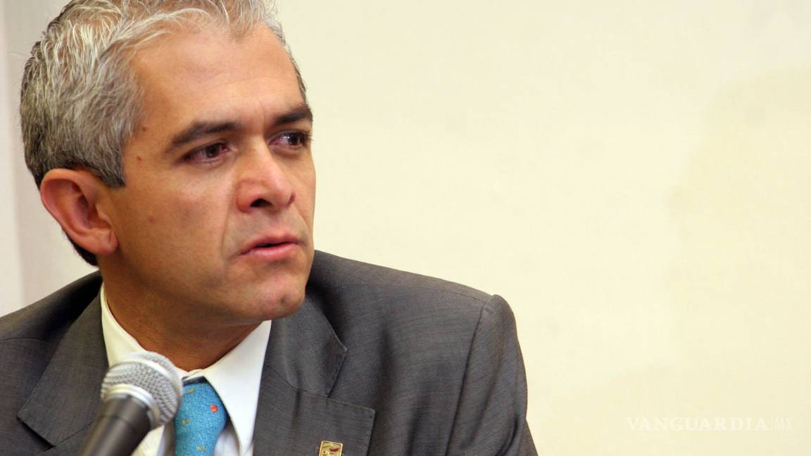 $!Morena puede ir ya por Robles, Duarte o Mancera aseguran académicos; el Congreso tiene mayoría