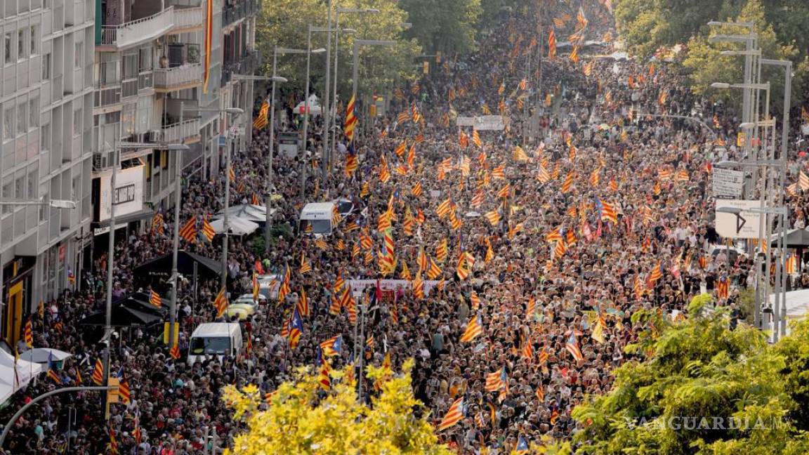 $!Miles marcharon en Barcelona a favor de la Independencia de Cataluña