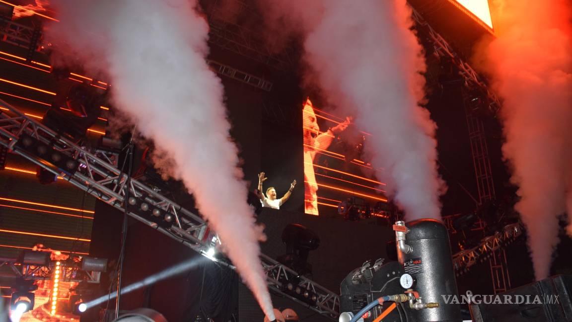 $!David Guetta hace vibrar a miles de fanáticos en Monterrey