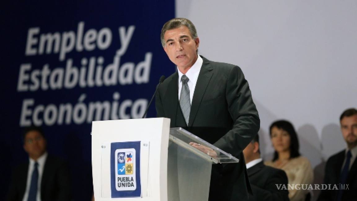 Exmandatario Tony Gali 'abrió puerta' al PRI para gubernatura interina de Puebla