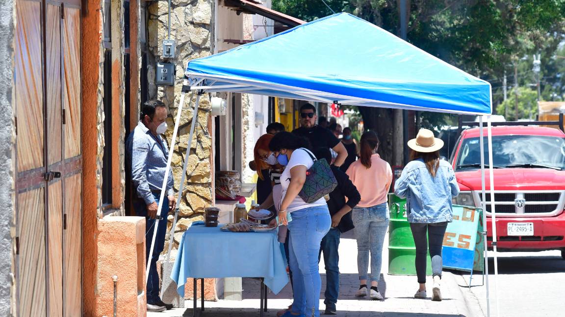 $!Saltillenses retan al coronavirus; se van de 'fiesta' a San Antonio de las Alazanas