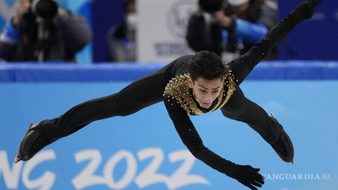 Avanza Donovan Carrillo a la final de patinaje artístico; hace historia en los Juegos Olímpicos de Invierno