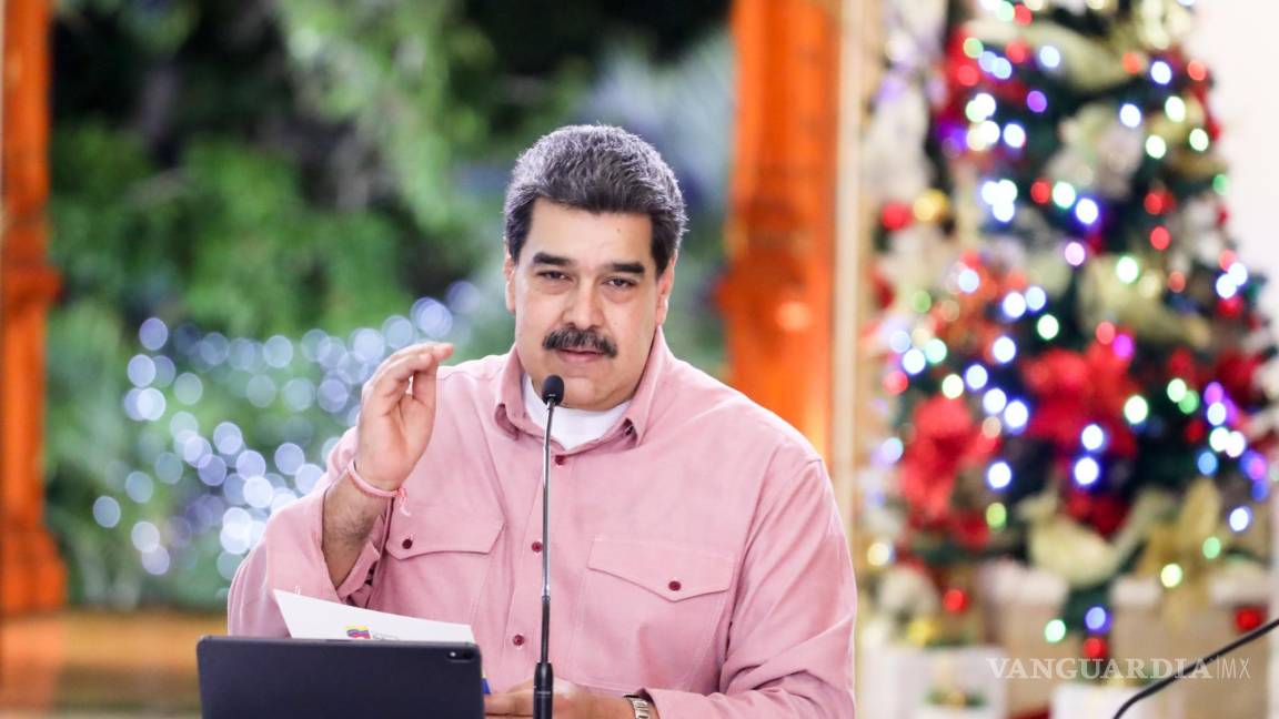 Acusa Maduro a EU de ‘apuñalar’ al diálogo