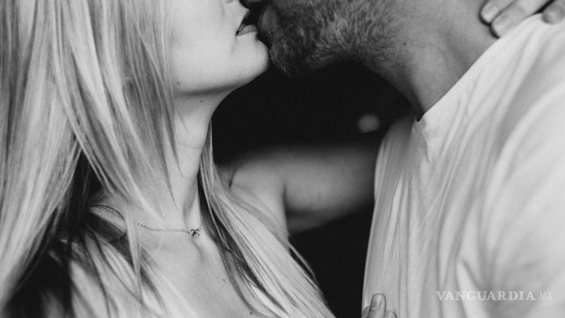 $!La gente tiende a pensar que el deseo espontáneo es lo que muchos amantes experimentan al principio de la relación.