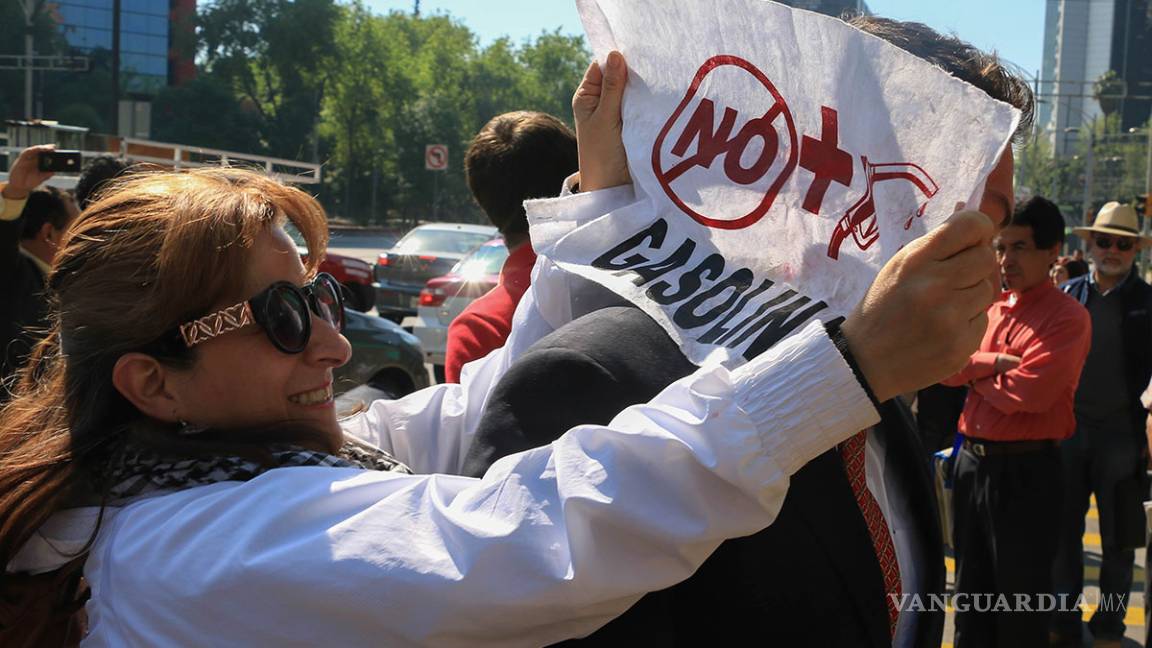 $!Bloqueos y marchas en 28 estados contra el 'gasolinazo'