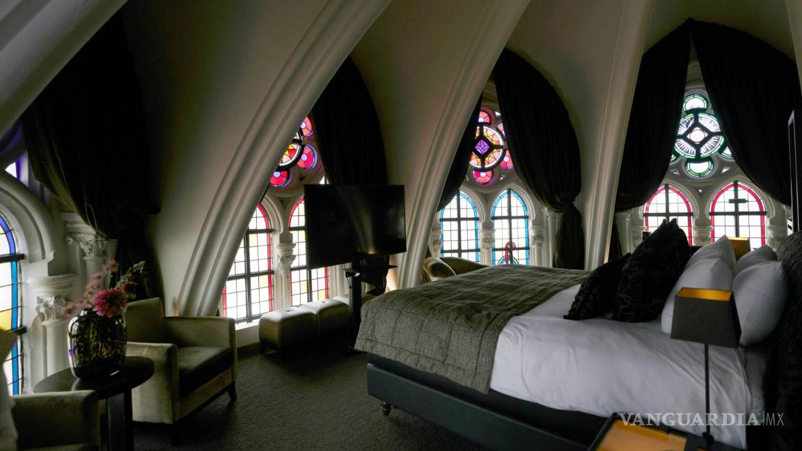 Iglesias vacías de Europa dejan de ser espacios para la oración para convertirse en hoteles