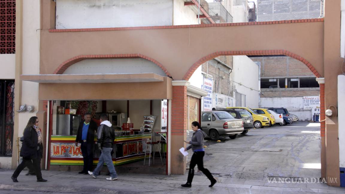 Urge regular estacionamientos en Centro Histórico de Saltillo