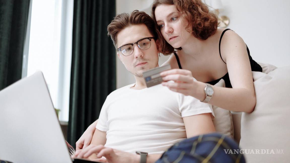 $!Las transacciones bancarias no reconocidas también son indicadores de un posible robo de identidad.