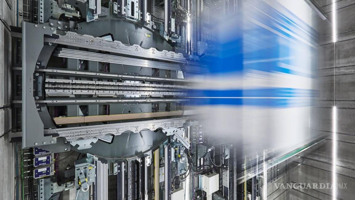 $!Crean el primer elevador del mundo sin cables y se mueve vertical y lateralmente