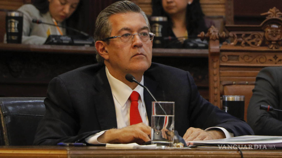 Secretario de Finanzas, Blas Flores Dávila, comparece en Congreso de Coahuila