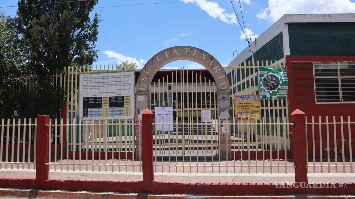 Saltillo: denuncian brote de garrapatas en primaria Centenario; padres no llevarán a sus hijos a la escuela