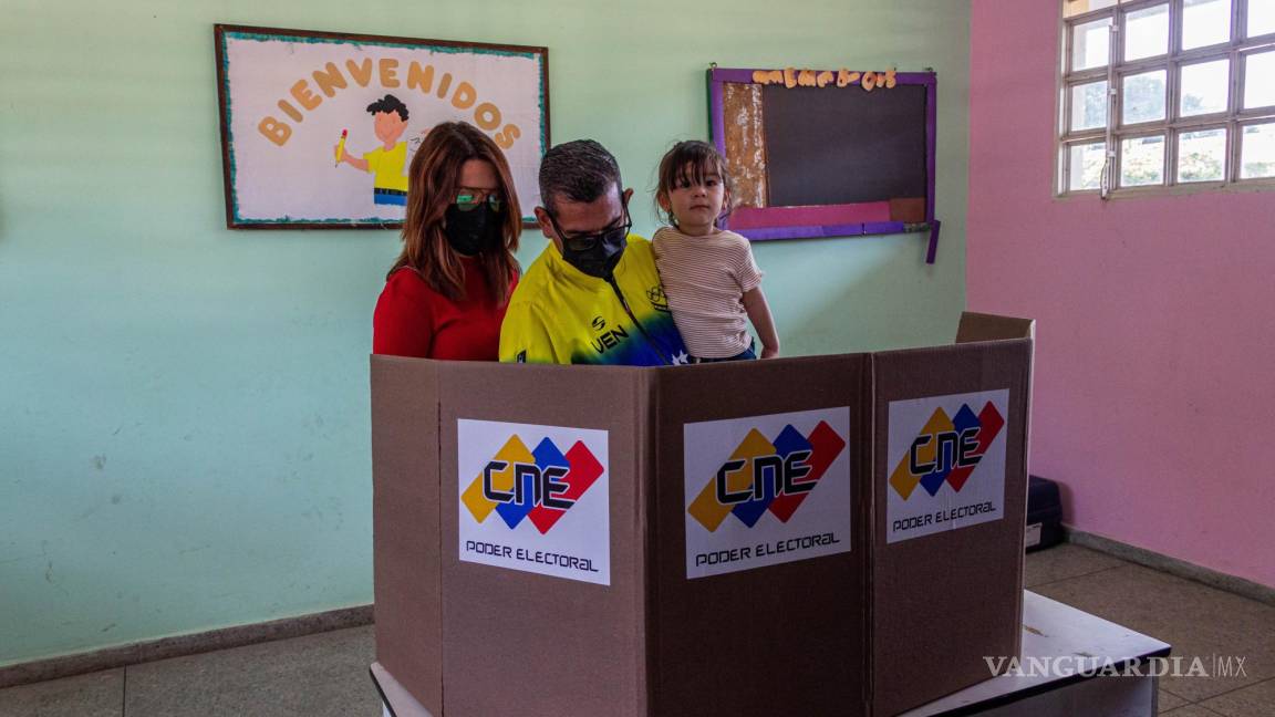 Consolida el chavismo su poder con una victoria aplastante en en Venezuela