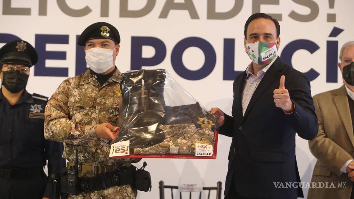 Saltillo se consolida entre las 10 ciudades más seguras, reconoce Manolo a sus policías