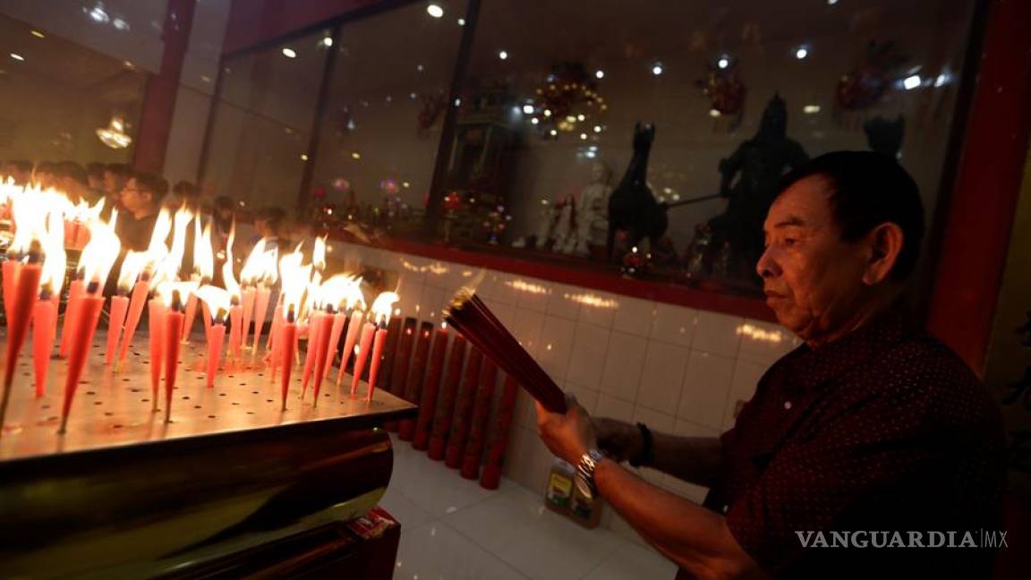 En varias partes del mundo los chinos festejaron su mayor fiesta del año, el Año Nuevo Lunar, China canceló la celebración