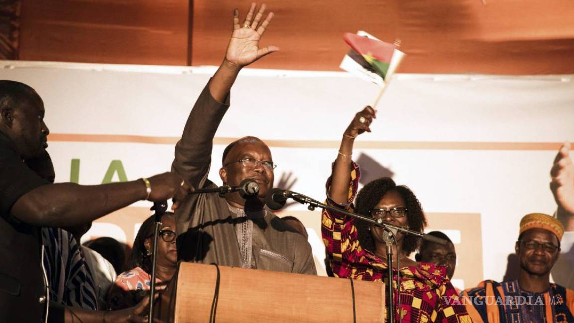 Christian Labore es el nuevo presidente de Burkina Faso en 30 años