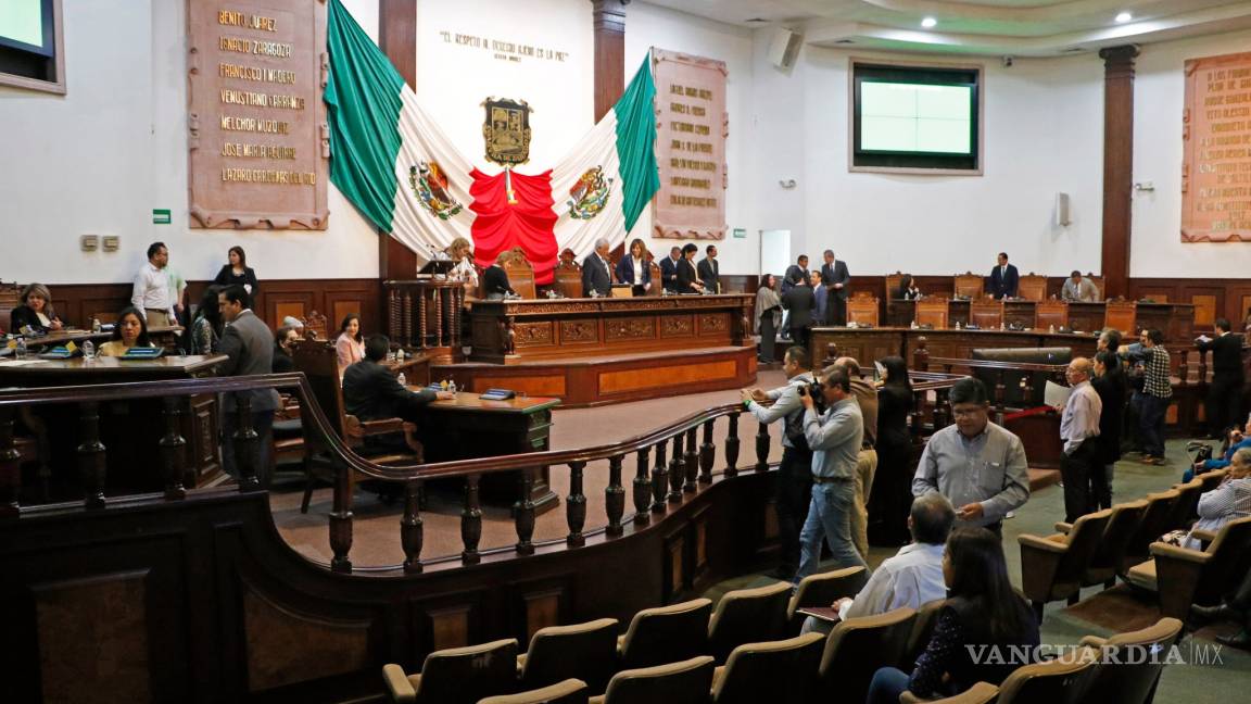 Diputada de Morena, lo sigue haciendo... rechaza Congreso de Coahuila comisión que vigile reestructura de megadeuda
