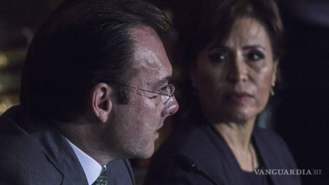 La FGR no pidió a Rosario Robles inculpar a Videgaray, asegura su exabogado