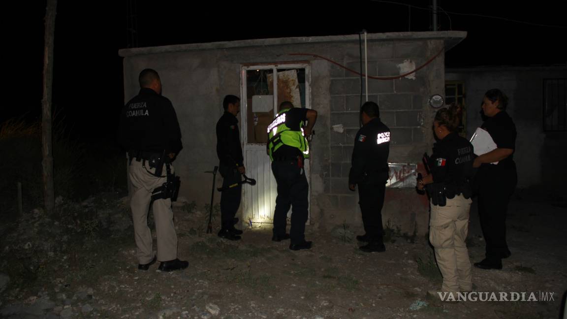 $!Rescatan a 4 menores encerrados en vivienda de Saltillo