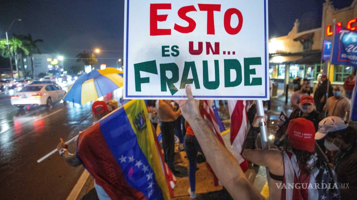 Hispanos protestan en Miami en apoyo a Trump por supuesto fraude electoral