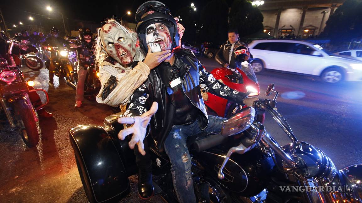 $!Disfrutan más de 60 mil personas, el Festival de las Ánimas del Desierto de Saltillo