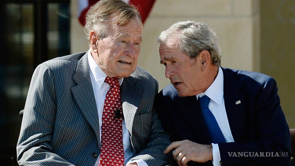 George H. W. Bush llama ‘fanfarrón’ a Trump