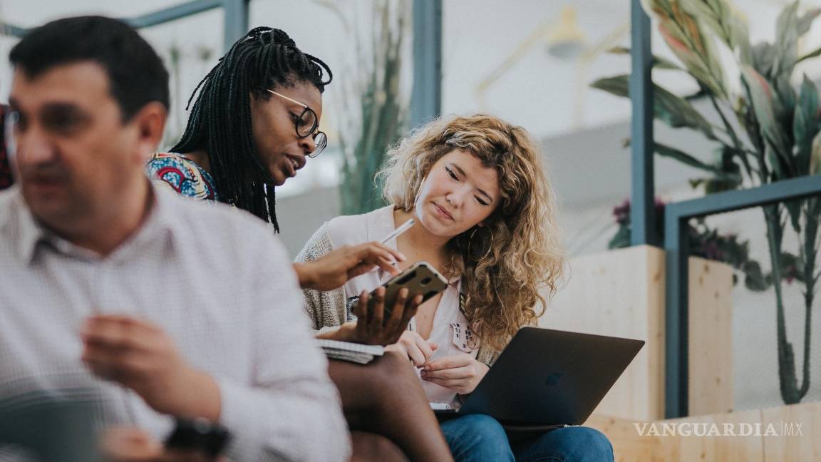 $!La pregunta que nos debemos hacer es “¿realmente necesita esta ‘app’ tener acceso a todos estos datos?. EFE/Ironhack