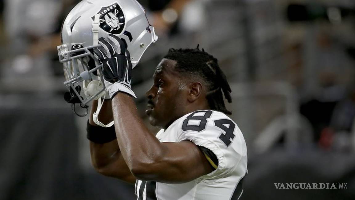 Antonio Brown queda fuera de los Raiders de Oakland