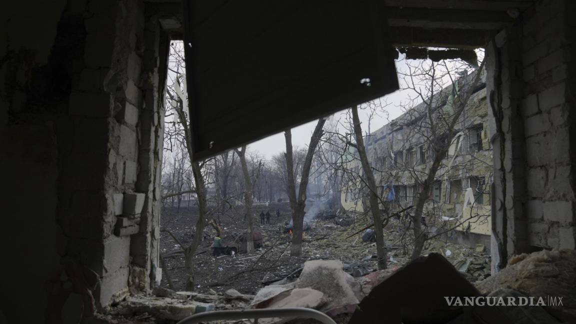 Denuncian tropas de Ucrania el uso de armas químicas en Mariúpol