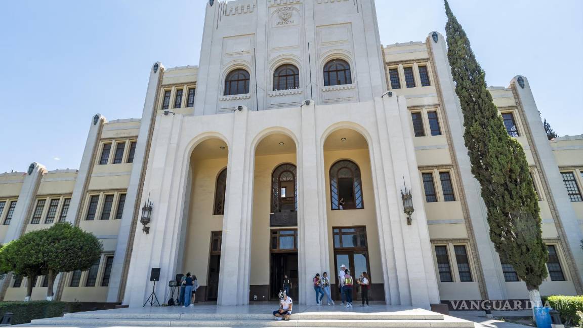 Noventa años de un noble y emblemático edificio. El Ateneo Fuente de Saltillo (1)