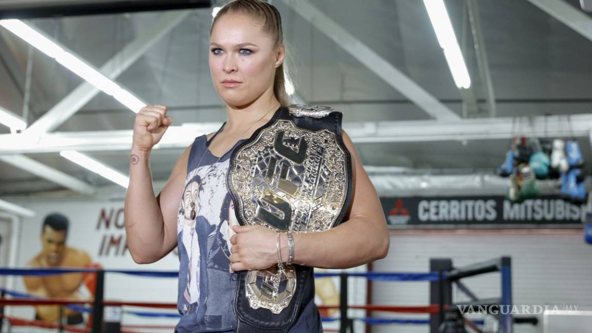 $!Ronda Rousey conquista a la WWE y logra el Campeonato Femenil de RAW en SummerSlam