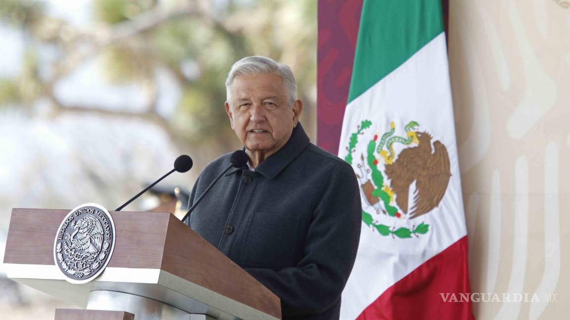 Responde AMLO con “abrazos” a acusación de simulación de rescate en Pasta de Conchos