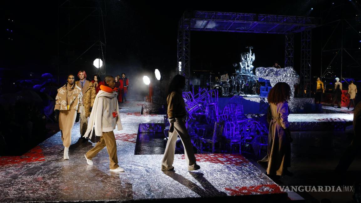 $!La colección Otoño 2022 de Tommy Hilfiger se modela durante la Semana de la Moda de Nueva York.