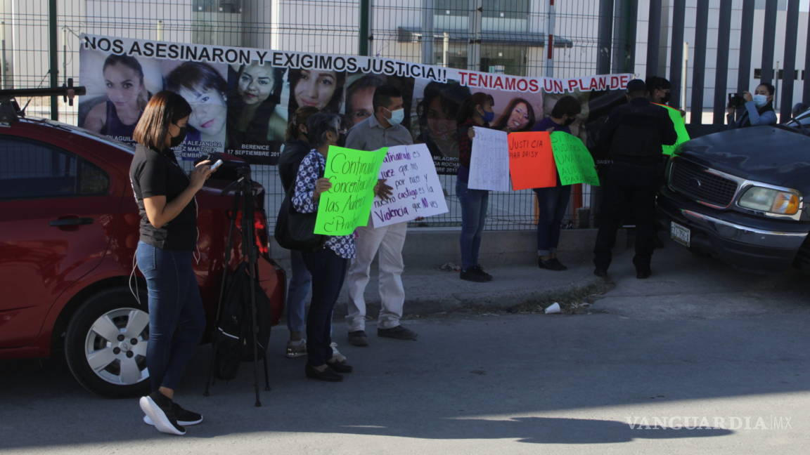 Protestan por lentitud de juicios por feminicidios en Torreón