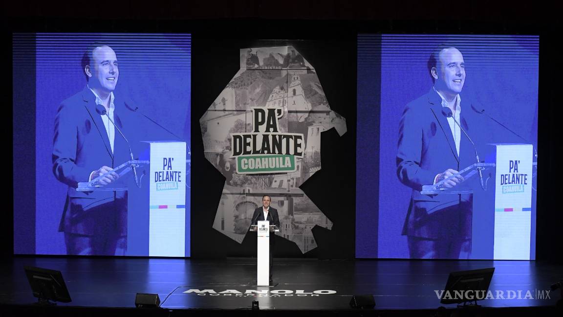 $!Manolo Jiménez, candidato a gobernador por parte del PRI-PAN-PRD, en el Teatro de la Ciudad “Fernando Soler”.