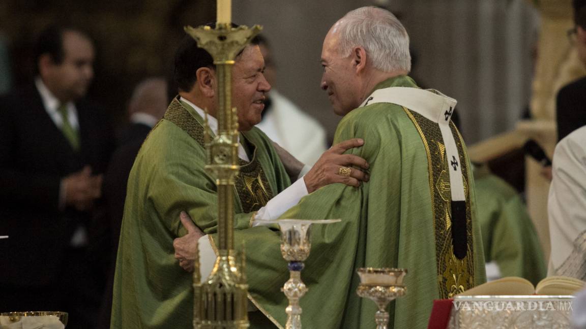 Lamenta cardenal Aguiar Retes agresión en casa de Rivera Carrera