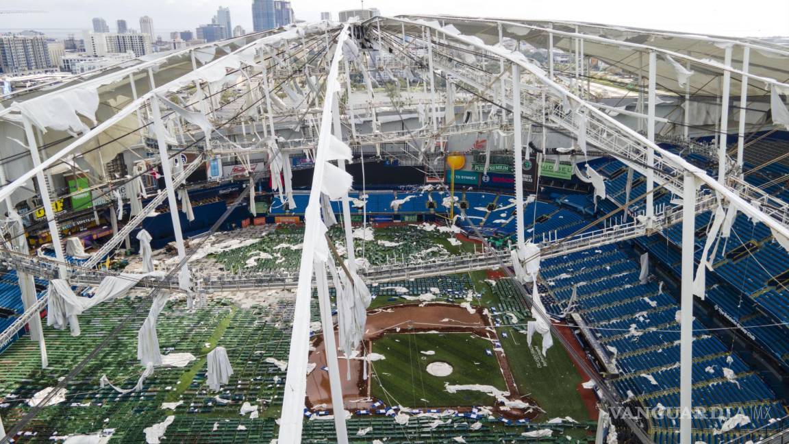 ¡Destrozado! Así quedó el techo del Tropicana Field, ‘casa’ de los Rays de Tampa Bay, tras el paso del huracán ‘Milton’