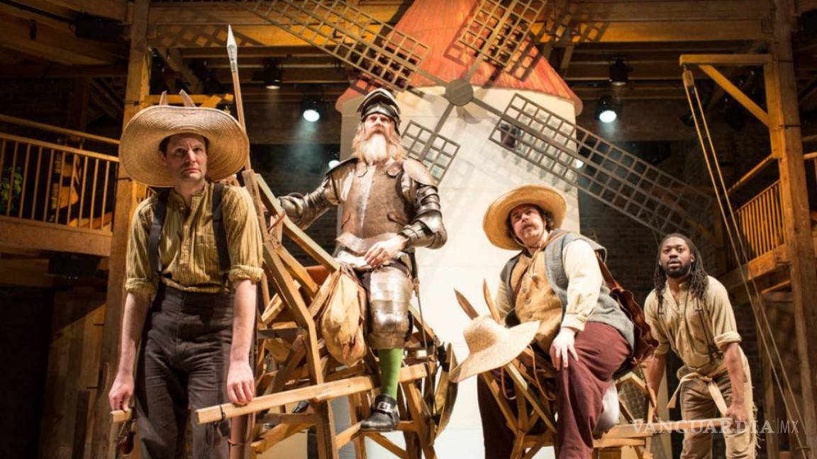 Compañía inglesa interpreta Don Quijote en teatro shakesperiano