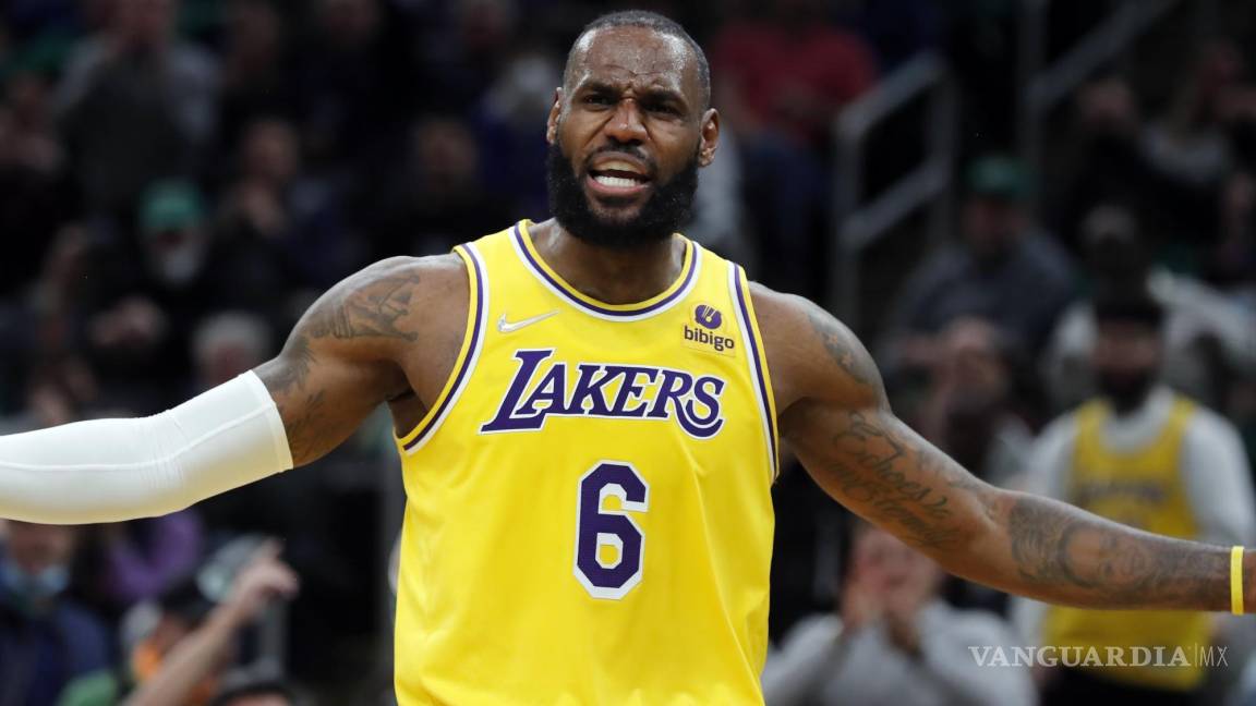 La NBA suspende un juego a LeBron y dos a Stewart por altercado