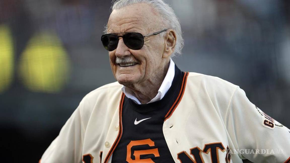 $!Stan Lee, el fanático del beisbol que hizo superhéroe al mexicano Sergio Romo