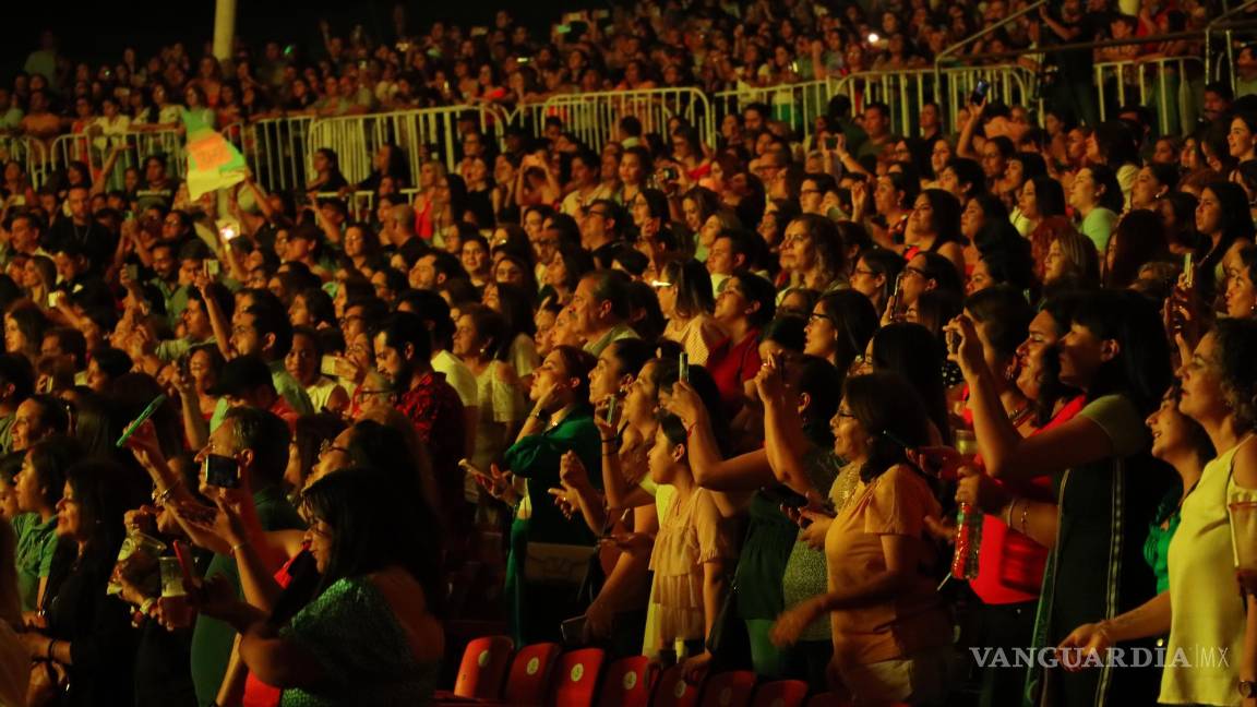 $!Los fans de este dúo pudieron disfrutar los éxitos que han cosechado en 20 años de carrera.